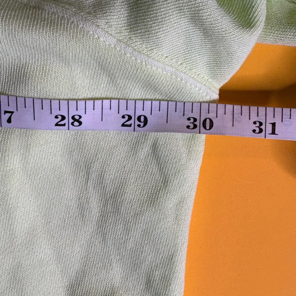 Old Navy Light Lime Pullover Sweatshirt Size 2X - Picture 4 of 8